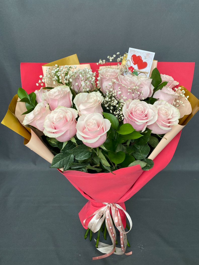 Букет из 15 премиальных розовых роз