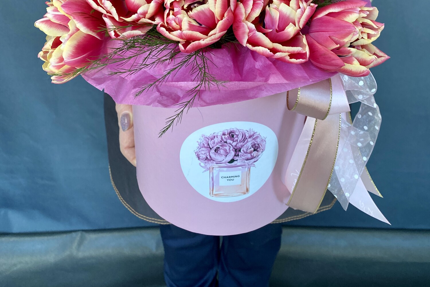 Коробка «Для неё» из 15 махровых тюльпанов